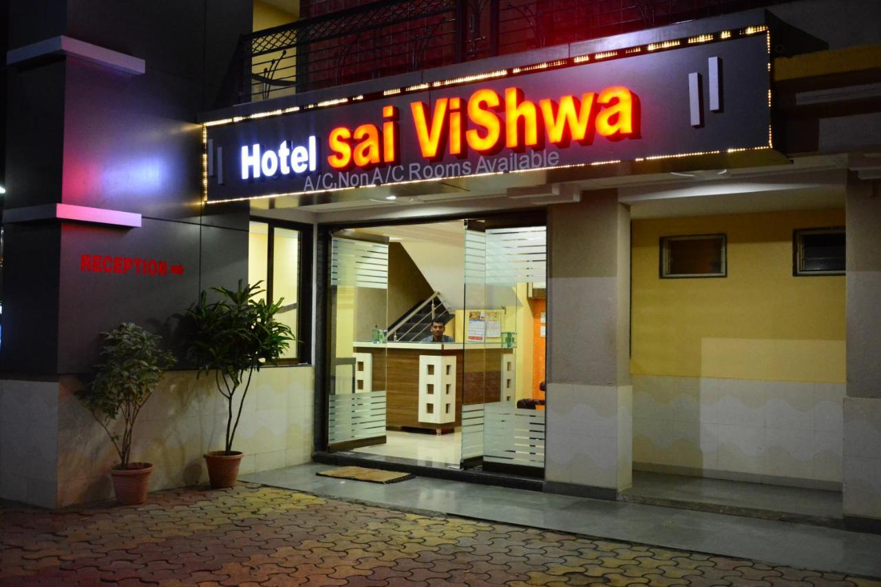 Hotel Sai Vishwa Ширді Екстер'єр фото